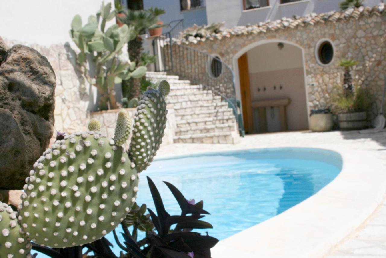 Casa Vacanze Il Cortile クストナーチ エクステリア 写真